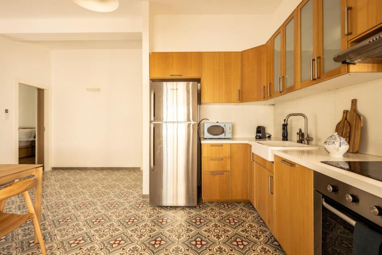 Rustic Charm In Tel Aviv's Center By Sea N' Rent